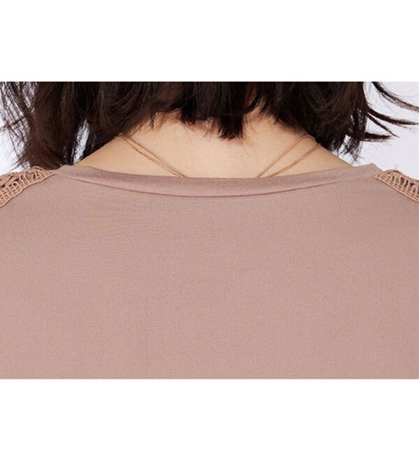 BELLUNA（ベルーナ）の「花柄レースシフォン重ねプルオーバー（カットソー）」｜詳細画像