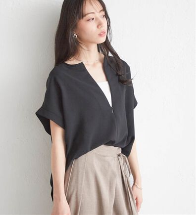 RANAN（ラナン）の「【汗シミ防止】ひんやり&防シワ前後2WAYハーフジップブラウス（ブラウス）」