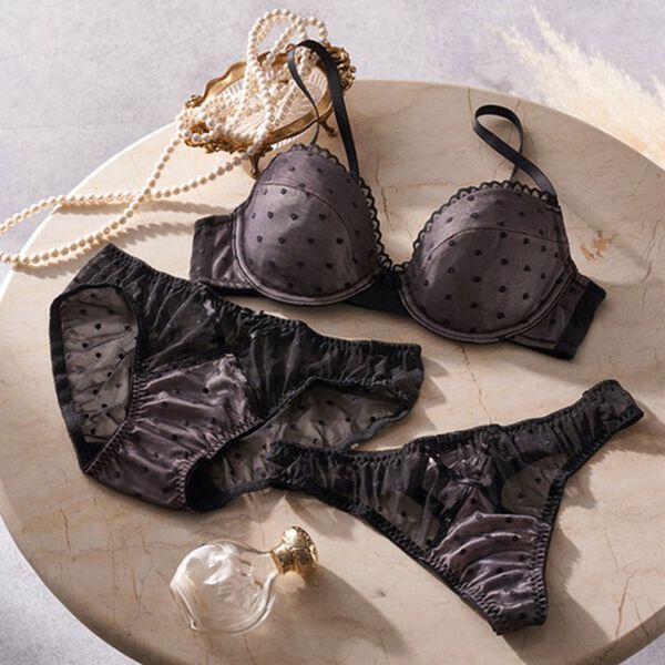 3点セット】艶めくドットレースブラ＆ショーツ＆Tバック - ベルーナ