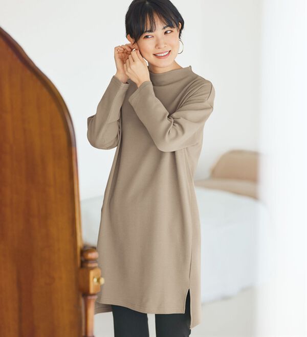 BELLUNA（ベルーナ）の「《ＨｕｇＲｅａｍコットン》ボトルネックチュニック（チュニック）」｜詳細画像