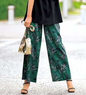 BELLUNA（ベルーナ）の「ゆったり快適プリントワイドパンツ（ワイドパンツ・ガウチョ）」｜詳細画像