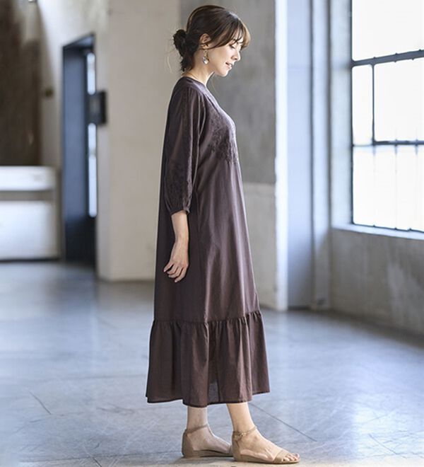 BELLUNA（ベルーナ）の「インド綿胸元デザインワンピース（その他ワンピース）」｜詳細画像