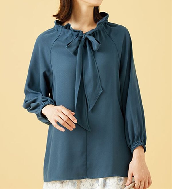 BELLUNA（ベルーナ）の「フリル衿ボウタイデザインブラウス（ブラウス）」｜詳細画像