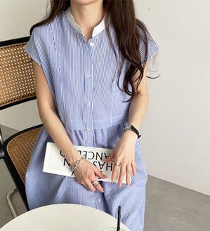 GeeRA（ジーラ）の「クレリック配色ウエストギャザーシャツワンピ―ス（シャツワンピース）」｜ブルー