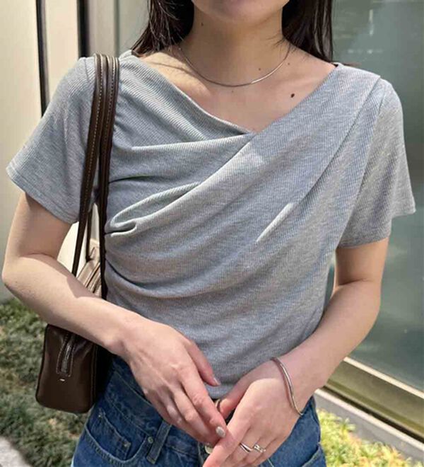 RANAN（ラナン）の「【ひんやり/UV対策】上品ドレープリブTシャツ（カットソー）」｜詳細画像