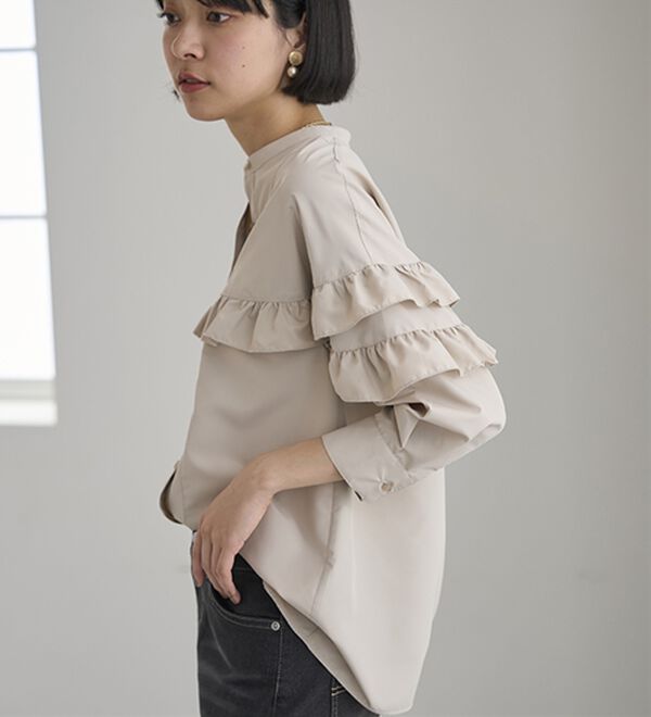 BELLUNA（ベルーナ）の「シャカ伸び！はっ水ティアードフリルブラウス（ブラウス）」｜詳細画像