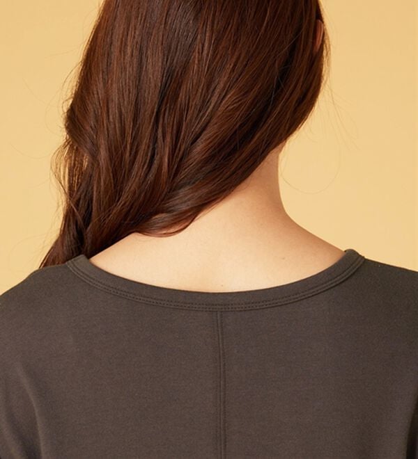 BELLUNA（ベルーナ）の「【吸湿発熱】ポンチ素材チュニックワンピース（チュニックワンピース）」｜詳細画像