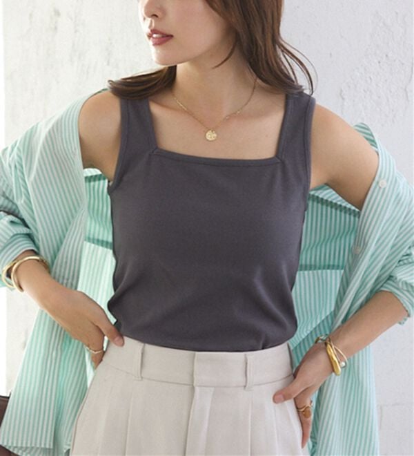 Viola e Viola（ヴィオラ エ ヴィオラ）の「保冷剤ポケット付スクエアタンクトップ（タンクトップ・キャミソール）」｜詳細画像