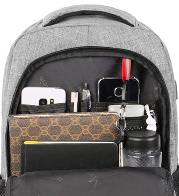 「ＵＳＢポート搭載リュック（その他メンズバッグ）」｜詳細画像