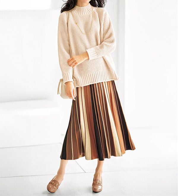 BELLUNA（ベルーナ）の「プリーツ風フレアーニットスカート（ロングスカート）」｜詳細画像