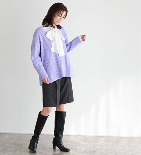 Pierrot（ピエロ）の「ケーブル柄深Ｖネックニット（ニット・セーター）」｜詳細画像