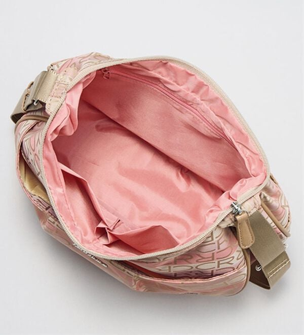 BELLUNA（ベルーナ）の「＜クロコダイル＞ジャカード織ムーンバッグ（ショルダーバッグ）」｜詳細画像