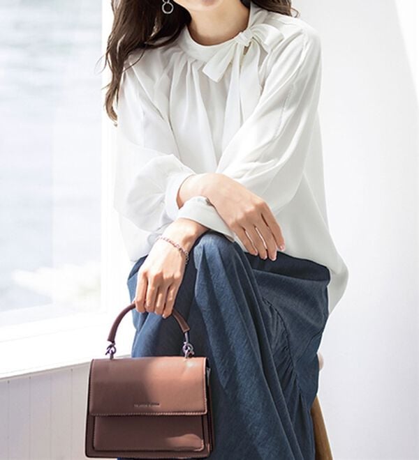 BELLUNA（ベルーナ）の「私を輝かせる！衿リボンゆったりブラウス（ブラウス）」｜詳細画像