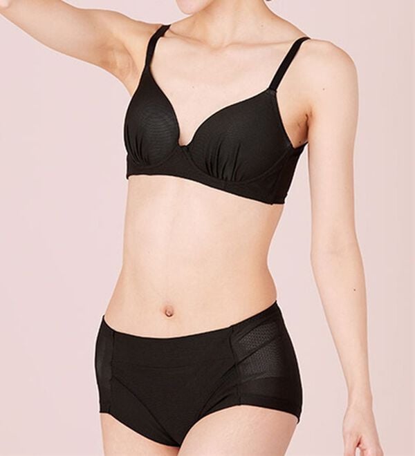 LAVIENNE（ラヴィエンヌ）の「サラっとメッシュブラ・ショーツ（ブラジャー）」｜ブラック