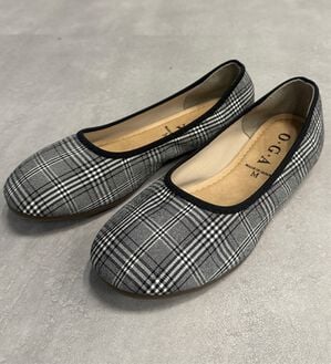 RANAN（ラナン）の「日本製カジュアルシューズ（フラットシューズ）」｜モノトーンチェック