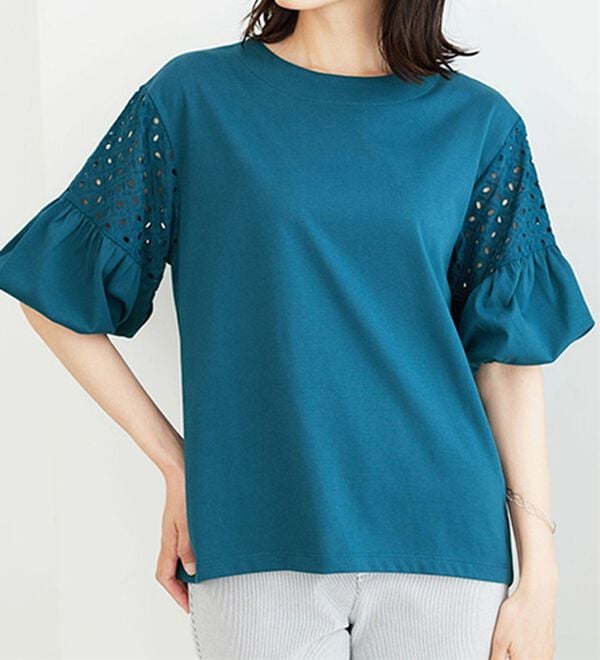 BELLUNA（ベルーナ）の「ボリューム袖レース切替プルオーバー（カットソー）」｜詳細画像