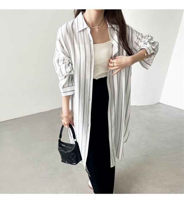 GeeRA（ジーラ）の「スリット入りロングシャツワンピース（シャツワンピース）」｜詳細画像