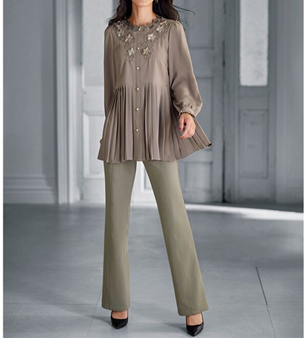 BELLUNA（ベルーナ）の「すっきり伸びる！ハイテンション美脚パンツ　ブーツカット（フルレングスパンツ）」｜詳細画像