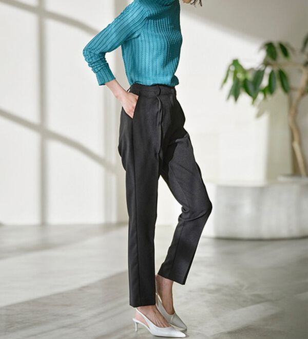 RANAN（ラナン）の「洗える！タックテーパードパンツ（テーパードパンツ）」｜詳細画像