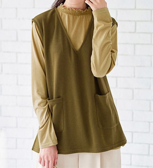 BELLUNA（ベルーナ）の「シャーリング衿ベストアンサンブル（アンサンブル）」｜詳細画像