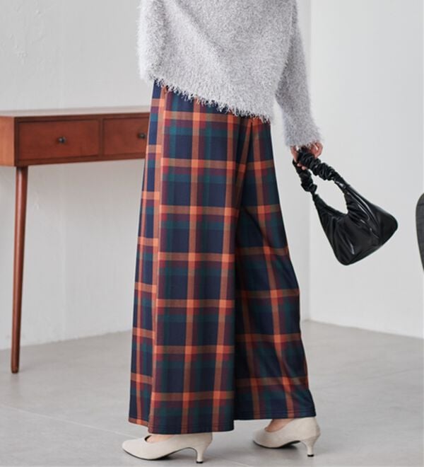 RANAN（ラナン）の「柔らかあったか！裏起毛ロングフレアガウチョパンツ（フルレングスパンツ）」｜詳細画像