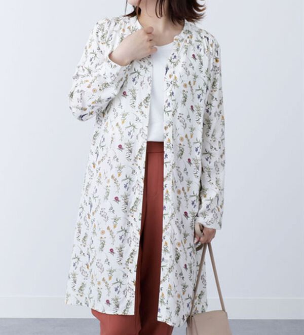 BELLUNA（ベルーナ）の「花柄プリントデザインワンピース（プリントワンピース）」｜詳細画像