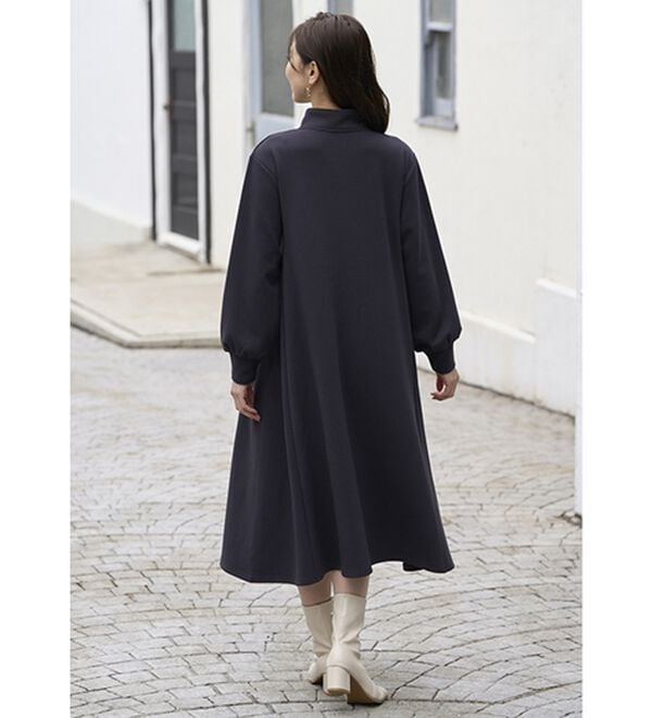 BELLUNA（ベルーナ）の「ポケット付ハーフジップフレアーワンピース（カットソーワンピース）」｜詳細画像