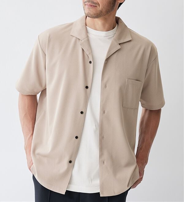 オープンカラーシャツ