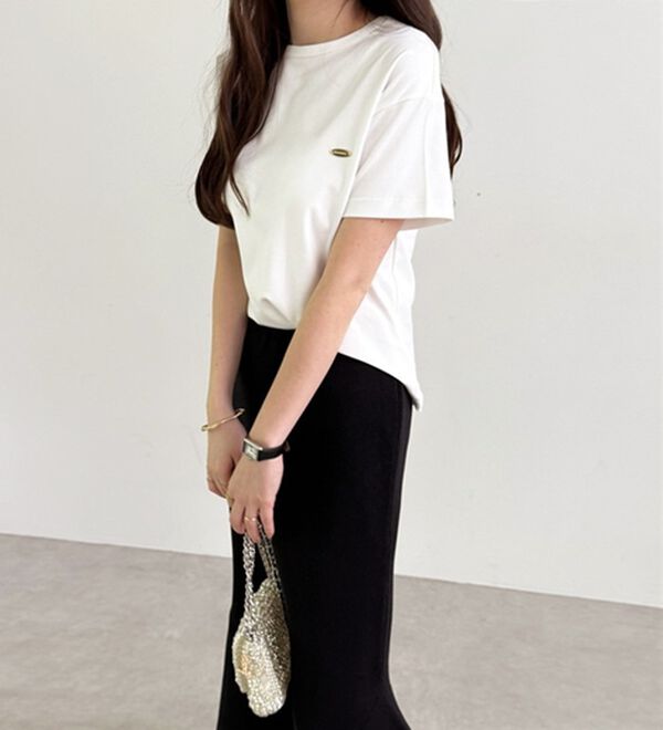 GeeRA（ジーラ）の「ロゴプレート付コンパクトＴシャツ（Tシャツ）」｜詳細画像