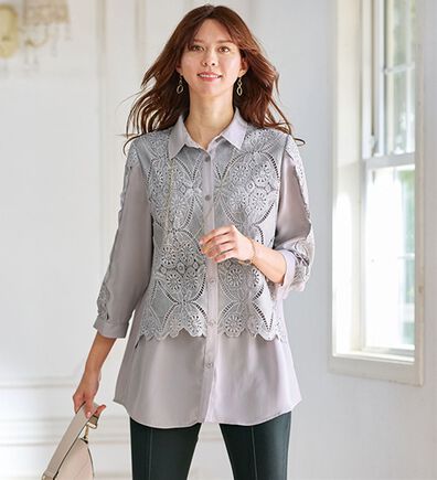 BELLUNA（ベルーナ）の「ケミカルレース使いシャツチュニック（シャツ）」