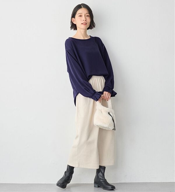 Viola e Viola（ヴィオラ エ ヴィオラ）の「裏ファー袖タックプルオーバー（カットソー）」｜詳細画像