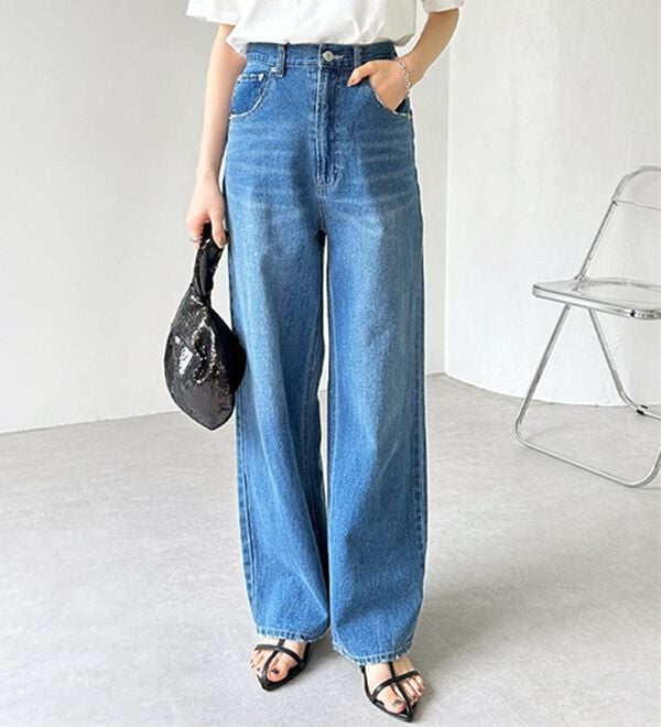 GeeRA（ジーラ）の「ハイウエストストレートデニム（ワイドパンツ・ガウチョ）」｜詳細画像