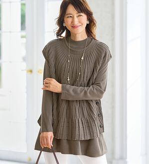 BELLUNA（ベルーナ）の「《体型カバーが嬉しい！》編地変化ボタン使いニットアンサンブル（ベスト）」｜詳細画像