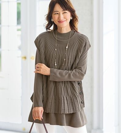 BELLUNA（ベルーナ）の「《体型カバーが嬉しい！》編地変化ボタン使いニットアンサンブル（ベスト）」