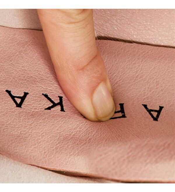 BELLUNA（ベルーナ）の「パンチングラインカジュアルシューズ（フラットシューズ）」｜詳細画像