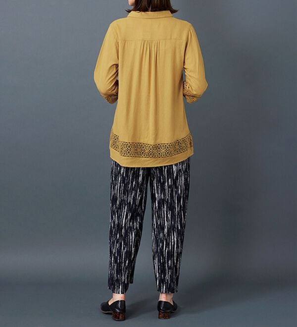 BELLUNA（ベルーナ）の「袖＆裾レースデザインシャツチュニック（チュニック）」｜詳細画像