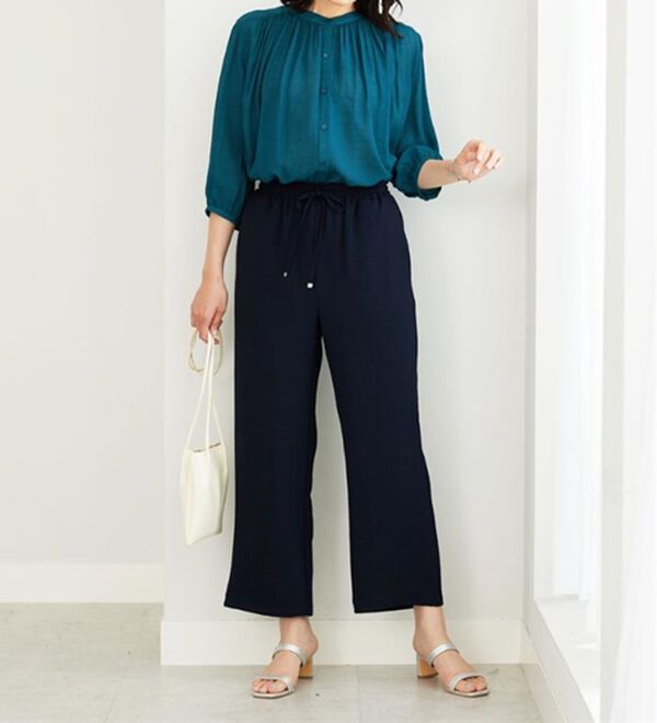 BELLUNA（ベルーナ）の「スラブ素材ギャザーデザインブラウス（ブラウス）」｜詳細画像