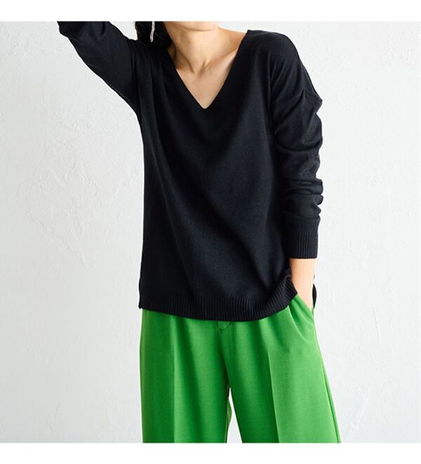 RANAN（ラナン）の「Ｖネックカシミヤタッチニット（ニット・セーター）」｜詳細画像