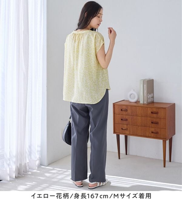 Viola e Viola（ヴィオラ エ ヴィオラ）の「さらさらＥＡＳＹスキッパーフレンチスリーブブラウス（ブラウス）」｜詳細画像