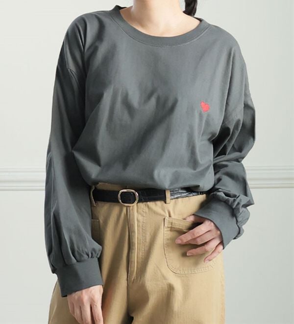 A HAPPY MARILYN（アハッピーマリリン）の「【Ｌ～８Ｌ／選べるデザイン】綿１００％ロングＴシャツ（Tシャツ）」｜Aタイプ／チャコール