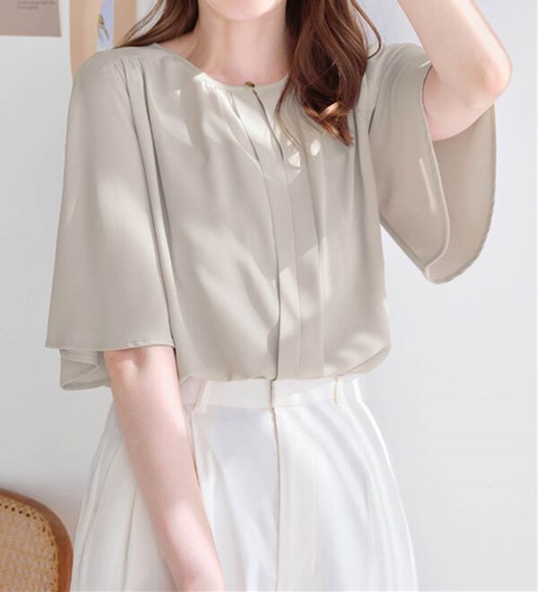 alotta（アロッタ）の「【接触冷感】前後２ＷＡＹギャザーブラウス（半袖）（ブラウス）」｜詳細画像