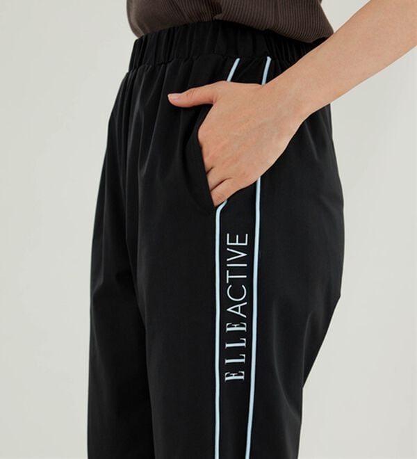 BELLUNA（ベルーナ）の「＜ＥＬＬＥ　Ａｃｔｉｖｅ＞綿タッチ素材クロップド丈ジャージパンツ（その他パンツ）」｜詳細画像