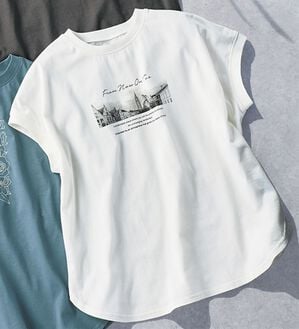 BELLUNA（ベルーナ）の「サラリ綿混！ゆったりドルマンプルオーバー（カットソー）」｜オフ白