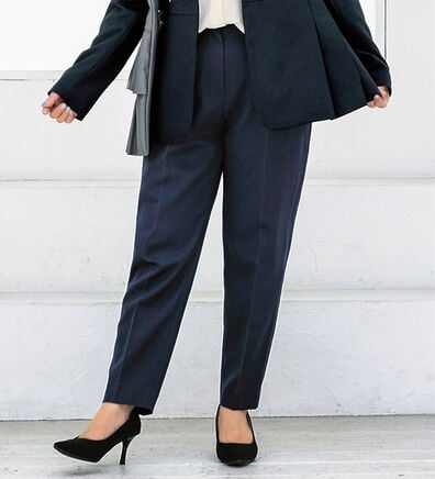 BELLUNA（ベルーナ）の「テーパードパンツ（セットアップ）」