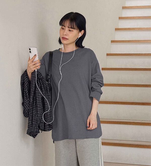 CHAN ME（チャンミ）の「綿１００％ラウンドヘムオーバーサイズＴシャツ（Tシャツ）」｜詳細画像