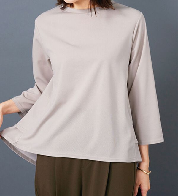 BELLUNA（ベルーナ）の「美人顔バックフレアーブラウス（ブラウス）」｜詳細画像