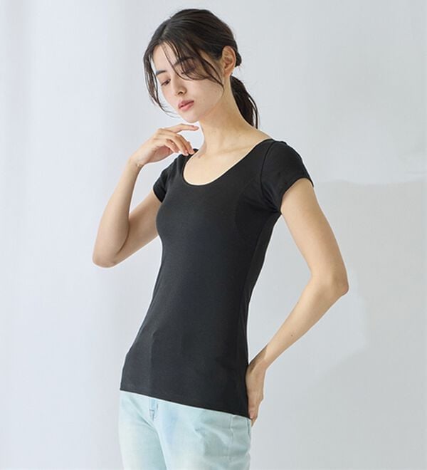 LAVIENNE（ラヴィエンヌ）の「【汗かきさん必見！】涼感サラッと快適汗取り半袖インナー＜さらりラボ＞（肌着・インナーウェア）」｜詳細画像