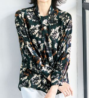 VINNO（ヴィノ）の「＜ＩＰＥＫＥＲ（イペカ）＞プリントボウタイブラウス（ブラウス）」｜詳細画像