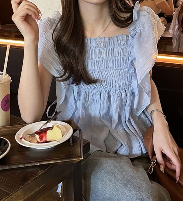 GeeRA（ジーラ）の「フリルシャーリングブラウス（ブラウス）」｜詳細画像