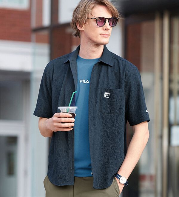 「＜フィラ＞ジップ使いサッカーシャツアンサンブル（メンズシャツ）」｜詳細画像